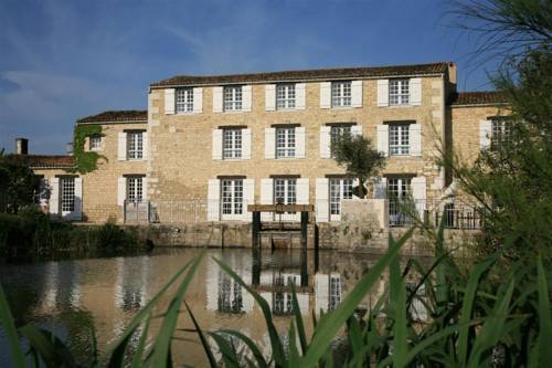 Logis Hotel Le Moulin De Chalons Le Guâ Екстериор снимка