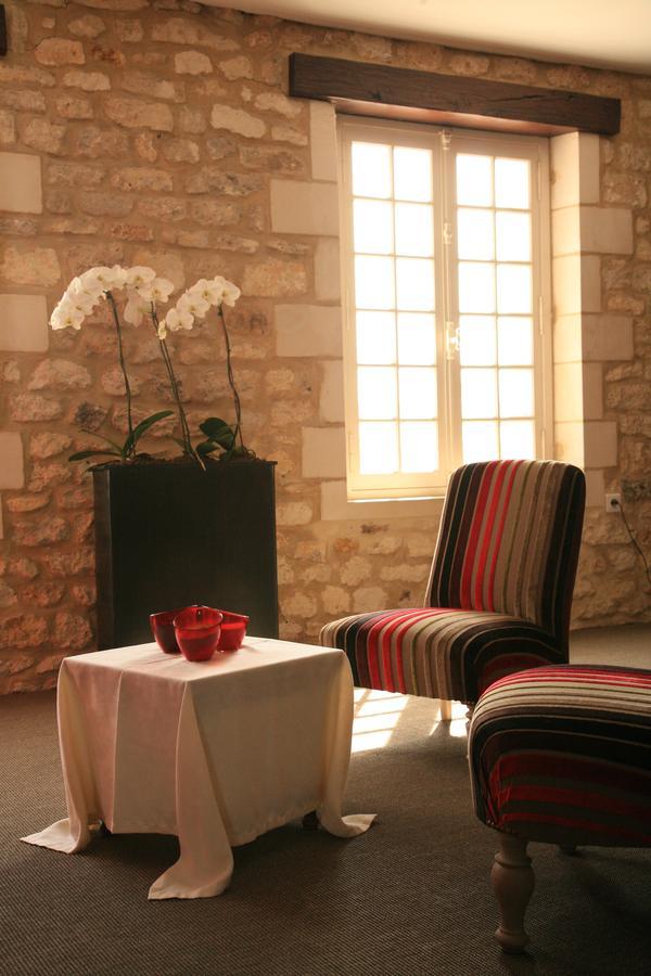 Logis Hotel Le Moulin De Chalons Le Guâ Екстериор снимка
